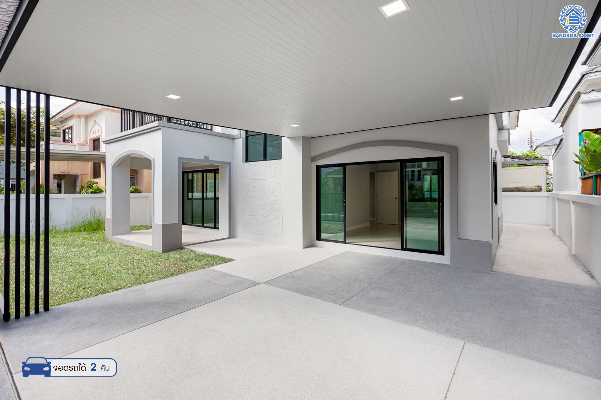 บ้านมือสองตกแต่งใหม่ ม.เพชรวัฒนะ เลียบคลองประปา บ้านเดี่ยว เนื้อที่ 50 ตร.ว. ฟังก์ชันพร้อม 3 ห้องนอน 3 ห้องน้ำ 1 ห้องอเนกประสงค์ จอดรถได้ 2 คัน บนทำเลเชื่อมต่อแจ้งวัฒนะ, ถนนศรีสมาน, ถนนสรงประภา เดินทางสะดวก ใกล้ทางด่วน "บางประอิน-ปากเกร็ด" และรถไฟฟ้าสายสีชมพู "สถานีศรีรัช"